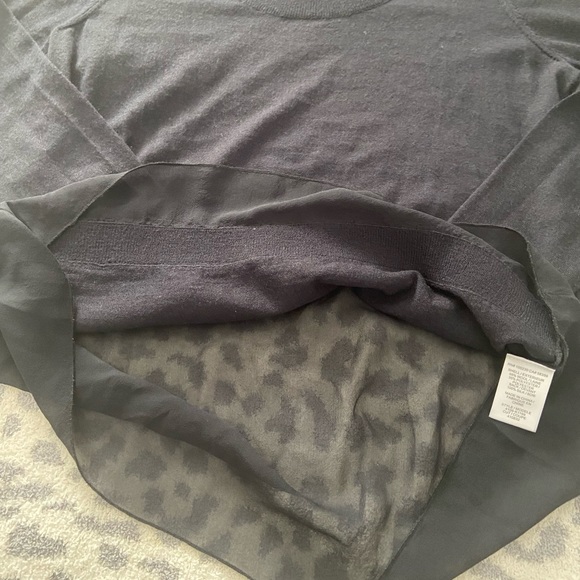 JOIE LIGHTWEIGHT BLACK SWEATER SIZE SMALL - Picture 5 of 8